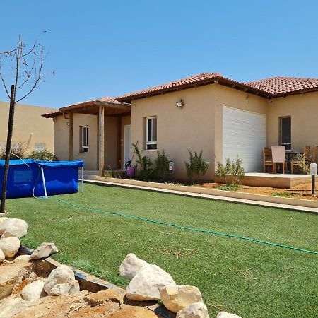 אילן ו אילנית בתי אירוח ביישוב אשלים Villa ภายนอก รูปภาพ